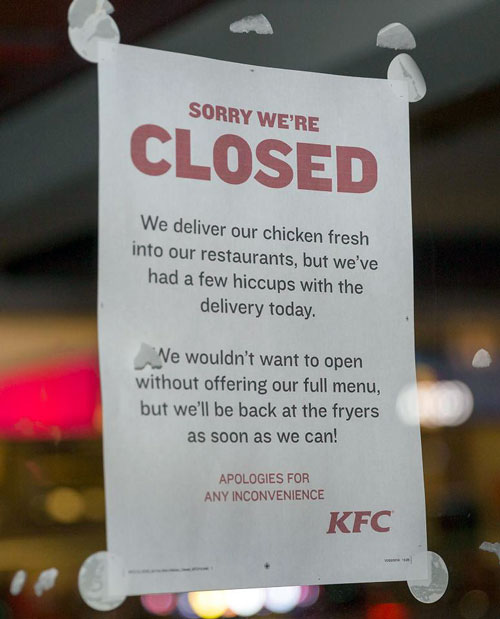 Британским ресторанам KFC не хватило курицы
