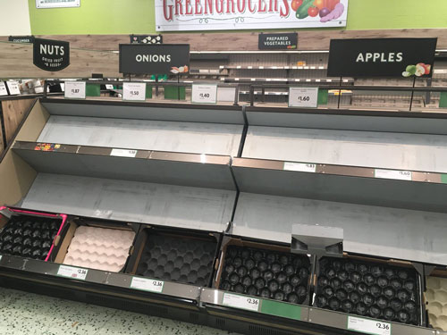 Непогода в Британии привела к нехватке продуктов 