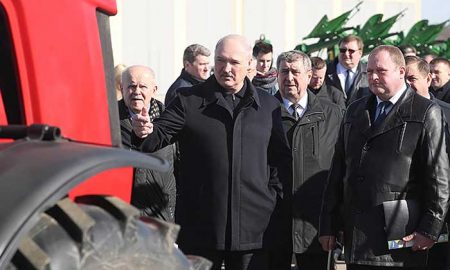 Лукашенко: по старинке в сельском хозяйстве работать нельзя — это беда