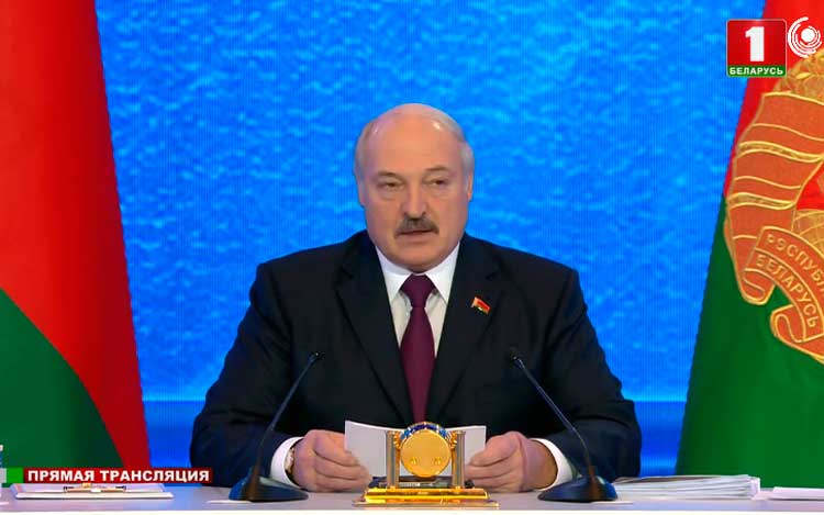 Лукашенко призвал Москву прекратить «торпедировать» поставки белорусской сельхозпродукции