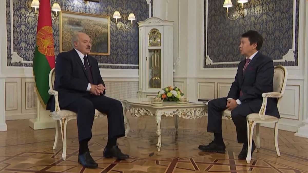 Лукашенко: Ем картошку только раз в неделю