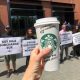 PETA стала акционером Starbucks для поддержки интересов веганов