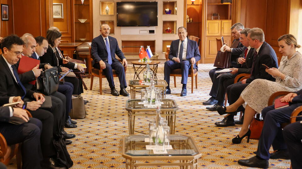 Лавров и Чавушоглу обсудили зерновую сделку и сотрудничество РФ и Турции
