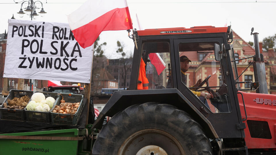 Украина потеряла более полумиллиарда долларов из-за польской блокады
